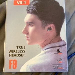 Wireless Earbuds